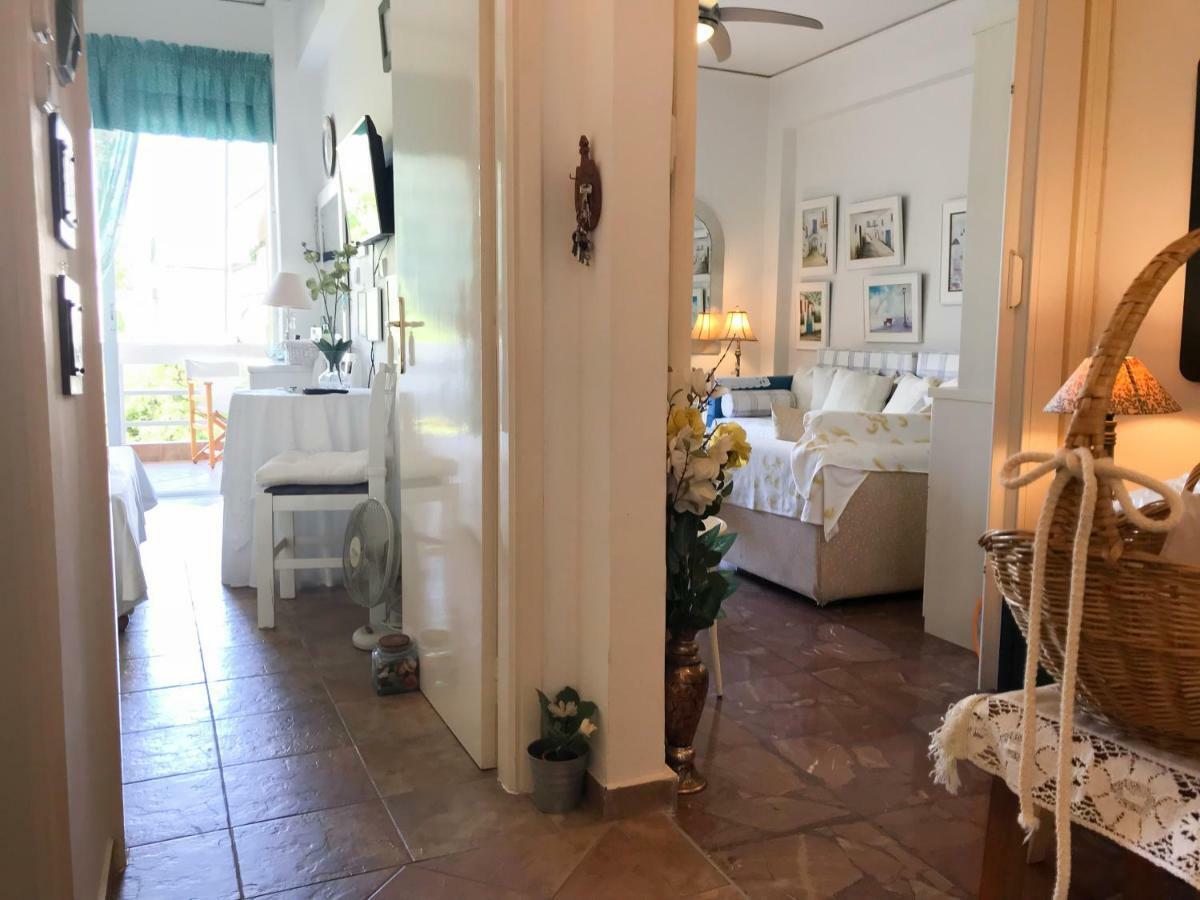 Kerry'S Cosy Apartment Вари Экстерьер фото
